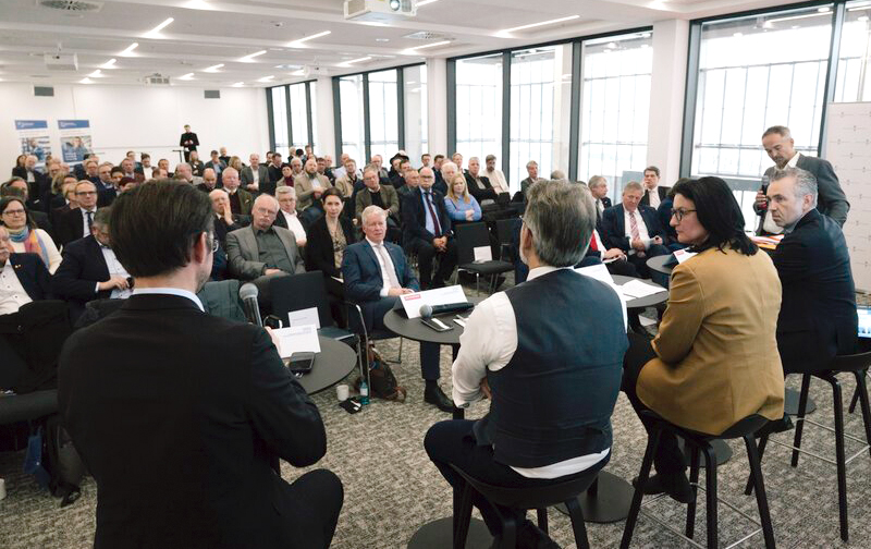 SHK+E ESSEN: 
		Bild_UVH_Unternehmertag_2
	